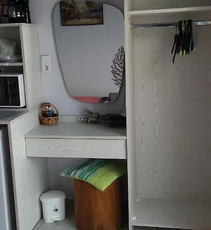 Ilio Socrates Apartment