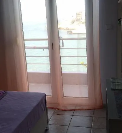 Ilio Socrates Apartment