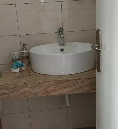 Ilio Socrates * Skála Marión