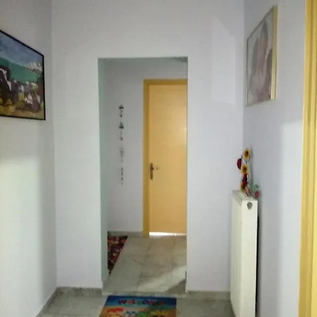 Ilio Socrates Apartment *