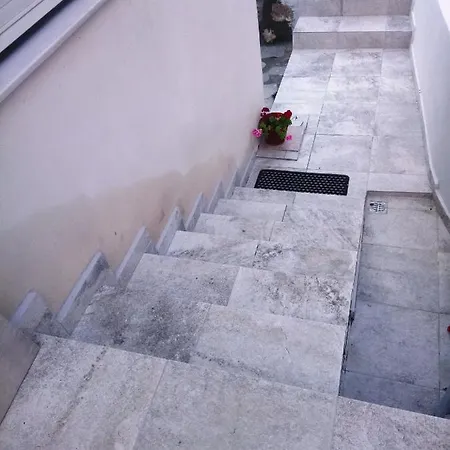 Ilio Socrates Апартамент Skála Marión
