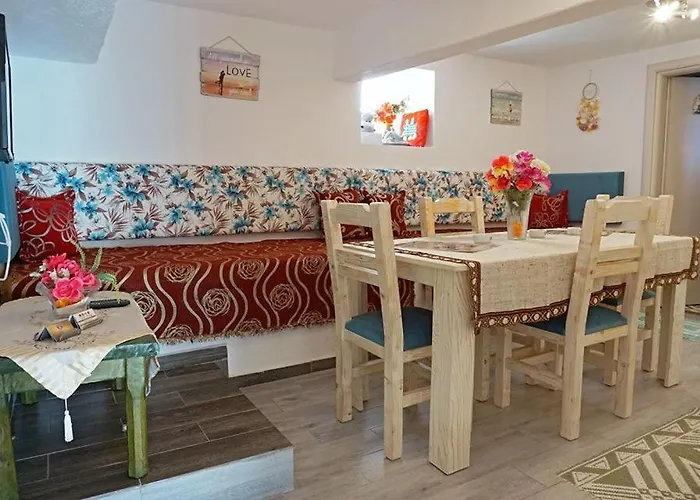 Ilio Socrates Apartamento